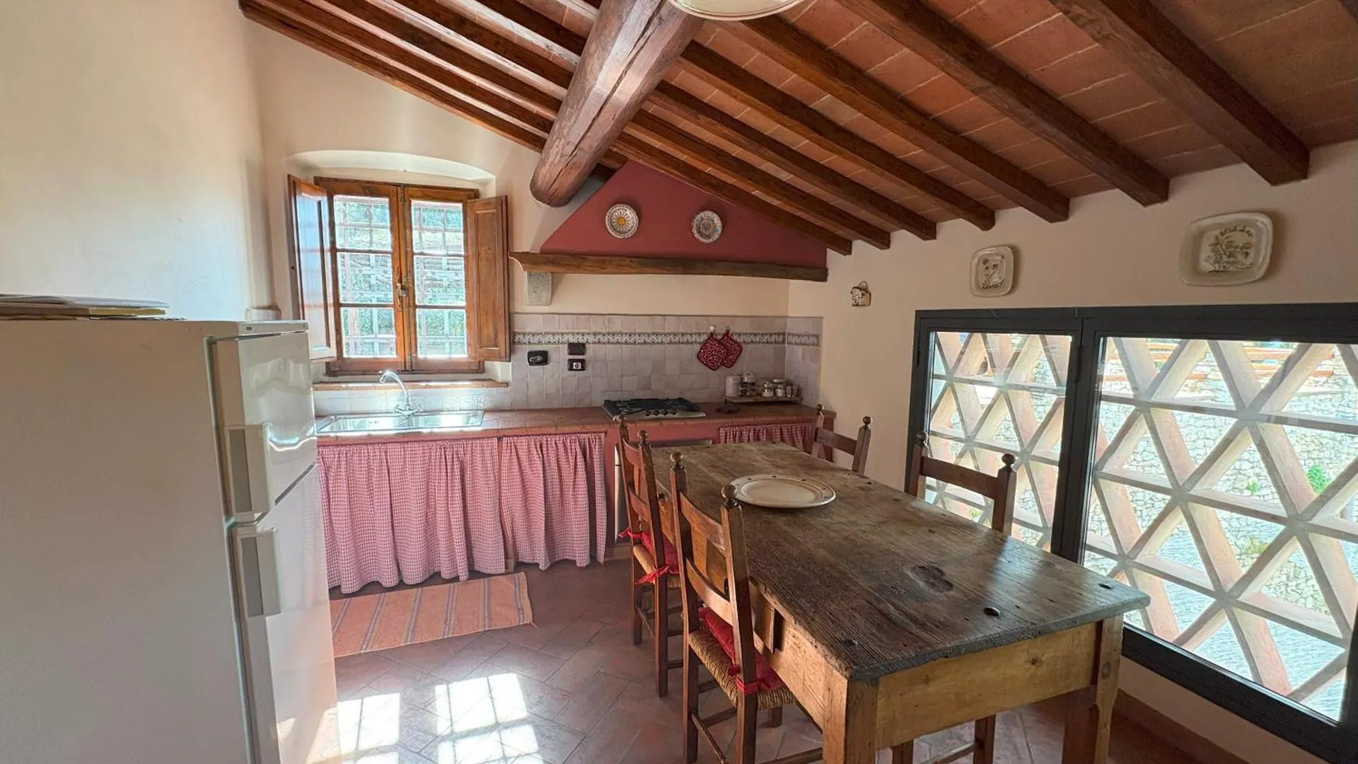 Farm stay Podere Casato Hills View, Pool, Wifi Tuscany Montespertoli